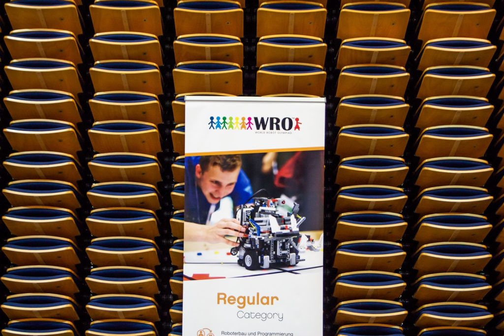 Học sinh Việt Nam đạt giải cao trong cuộc thi robot thế giới – WORLD ROBOT OLYMPIAD